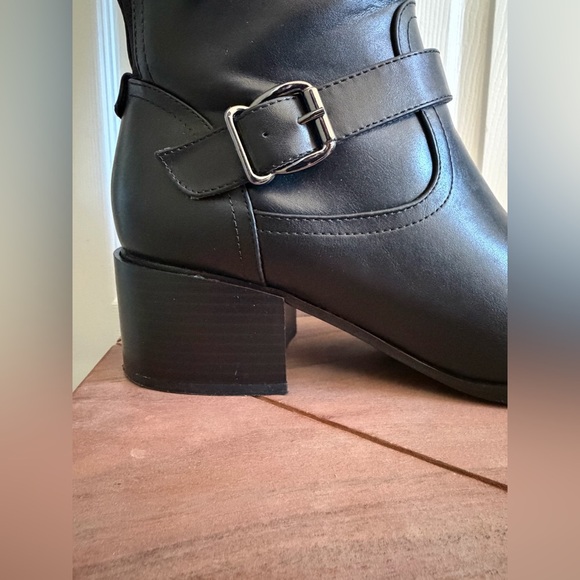 Nine West Black Heeled Boots - Picture 4 of 8